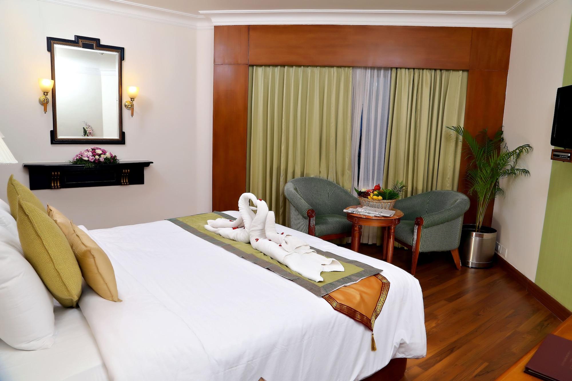 Gokulam Park Hotel Kochi Eksteriør billede