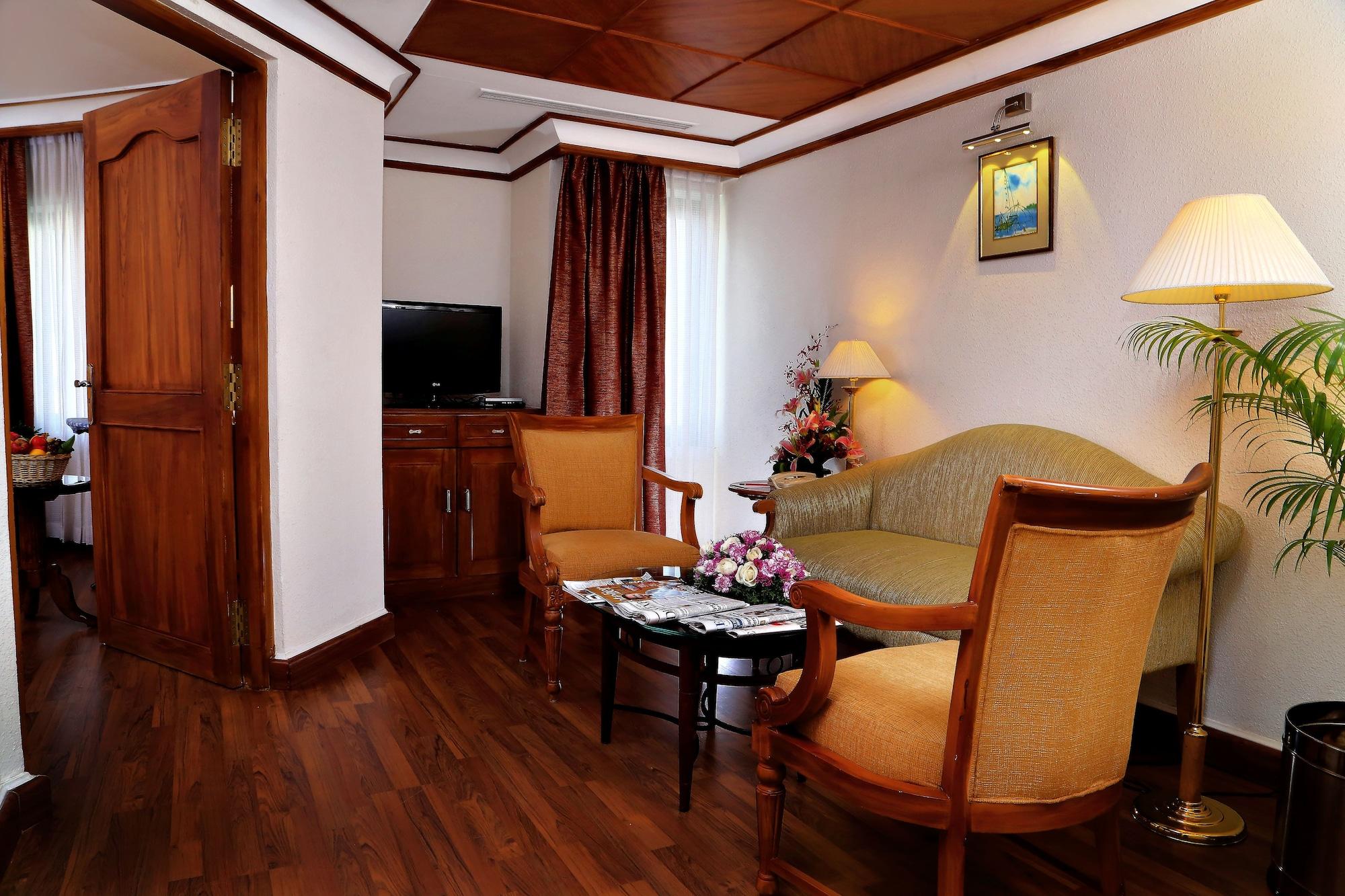 Gokulam Park Hotel Kochi Eksteriør billede