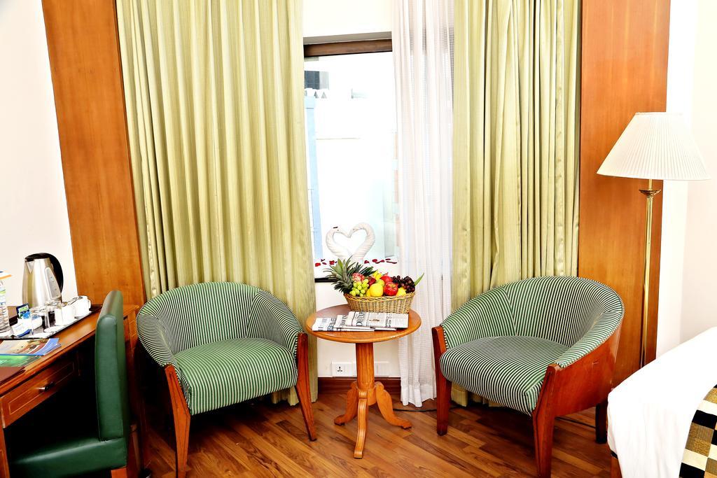 Gokulam Park Hotel Kochi Værelse billede