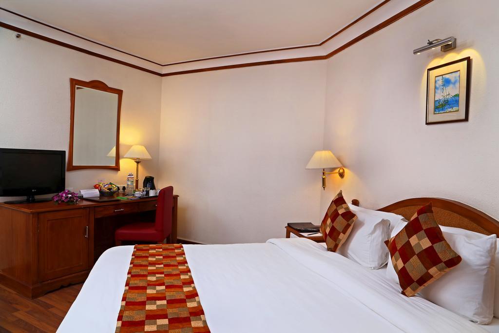 Gokulam Park Hotel Kochi Værelse billede