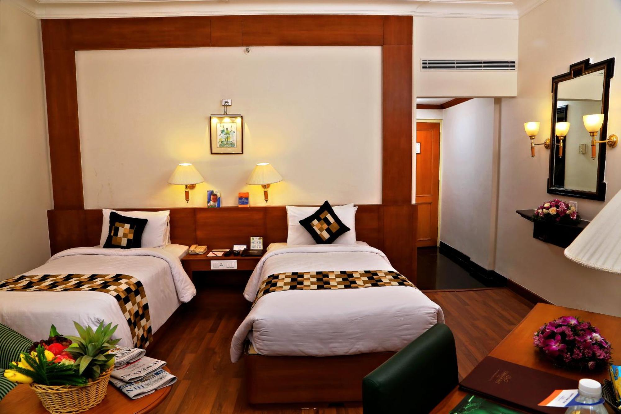 Gokulam Park Hotel Kochi Eksteriør billede