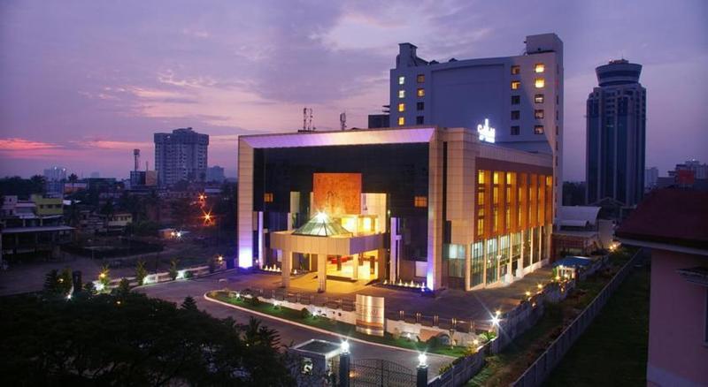 Gokulam Park Hotel Kochi Eksteriør billede